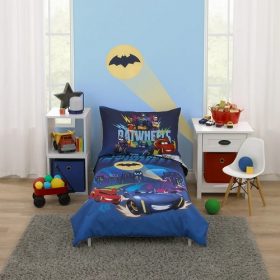 Warner Brothers Batwheels 3 Piece Toddler Bed Set, Blue